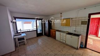 Apartment  Via jardin. Local comercial con dos apartamentos
