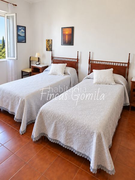 Foto 8bbf5a78-c8d2-43be-a50c-6dc50ec7a2e8. Casa amb aparcament a Ferreries poble Ferreries