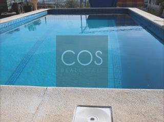 Xalet en Renfe - Bulevar 1 y 2 Fase. Chalet con piscina propia y garaje en valdeastillas