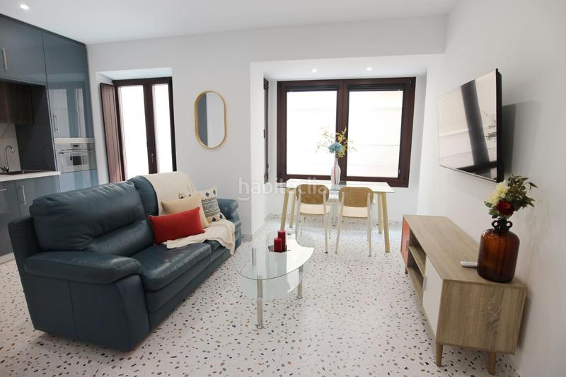 Foto 27848e78-f77a-4d6f-b37c-f4a369cc842d. Alquiler ático apartamento en alquiler reformado en Jaén