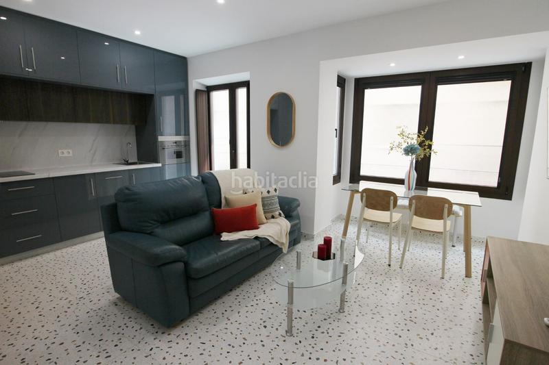 Foto 9eaba0e8-56c9-4544-8b0d-95fe2f0f9d0b. Alquiler ático apartamento en alquiler reformado en Jaén