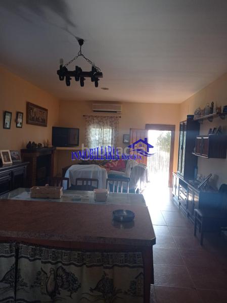 Foto 31e0c7f1-2a1f-4b48-8a8a-195f319aa596. Chalet in El Higuerón Córdoba