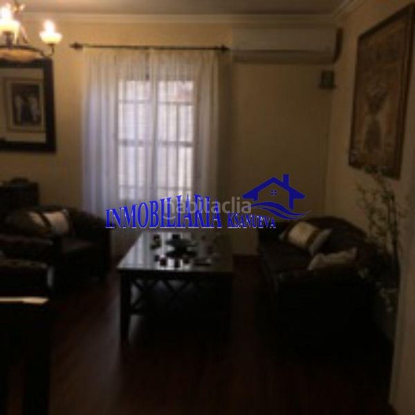 Foto 7ad5f3d9-6e8f-4ae8-a739-2e8460f520de. Casa amb calefacció aparcament a casco histórico - ribera - san basilio Córdoba