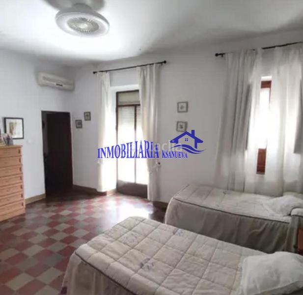 Foto a75fe863-12a2-4f25-9473-f9e7a58f9b30. Apartamento  en Huerta de la Reina - Trassierra Córdoba