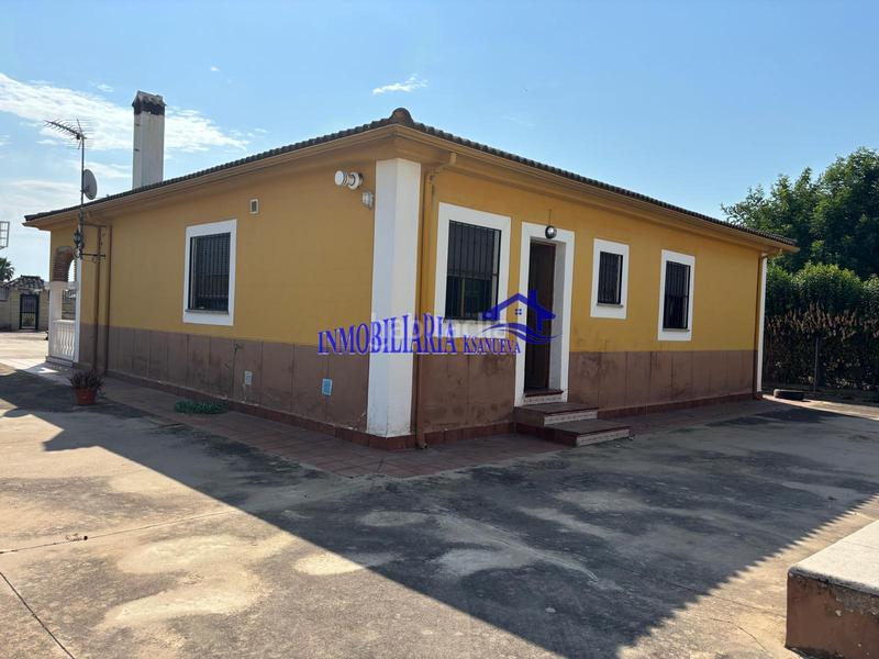 Foto 48b6adb8-f0db-4f0d-89ed-cacac7a3e1b3. Chalet  en Alcolea Córdoba