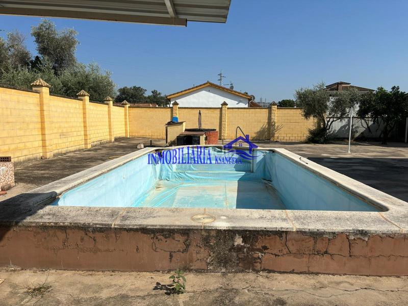 Foto c33cf67b-ecbb-4577-aa1b-f43b22b427a7. Chalet  en Alcolea Córdoba