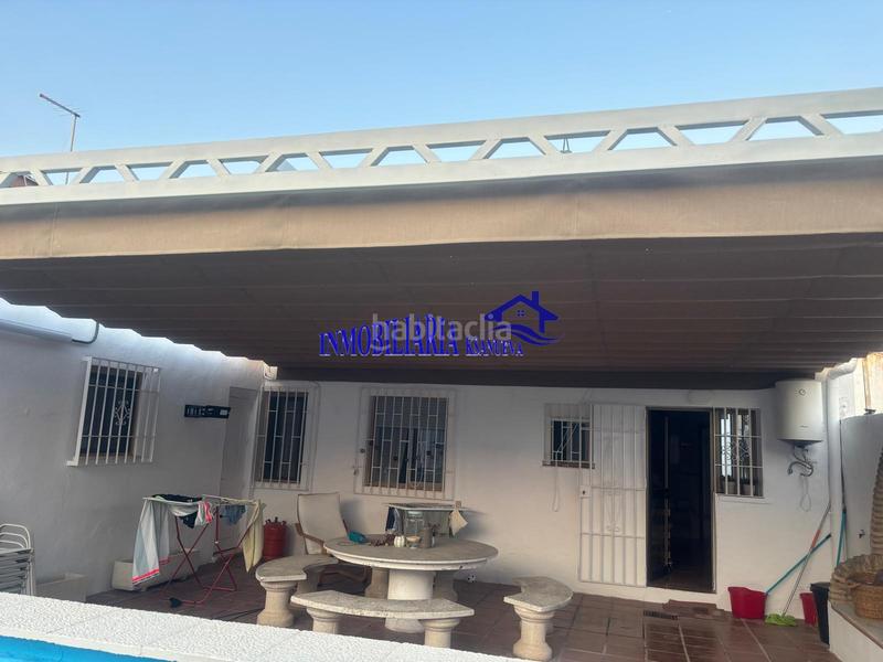 Foto f241fd4b-918a-42f6-a4e1-d40968919e47. Chalet  en Alcolea Córdoba