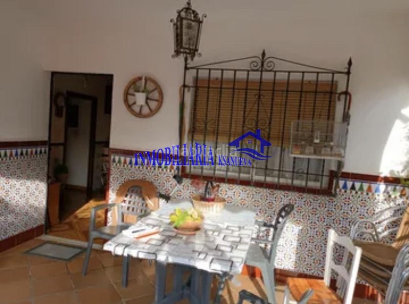 Foto adf82990-ba88-42e6-8513-5b88b8f76f73. Xalet amb piscina a Almodóvar del Río
