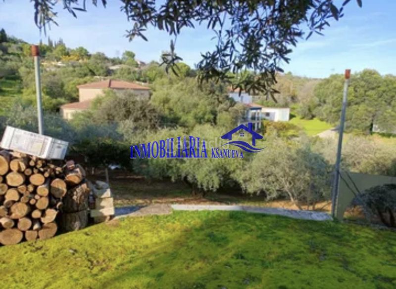 Foto b4729189-6f63-4903-829d-e1dfbeb32ba8. Xalet amb piscina a Almodóvar del Río