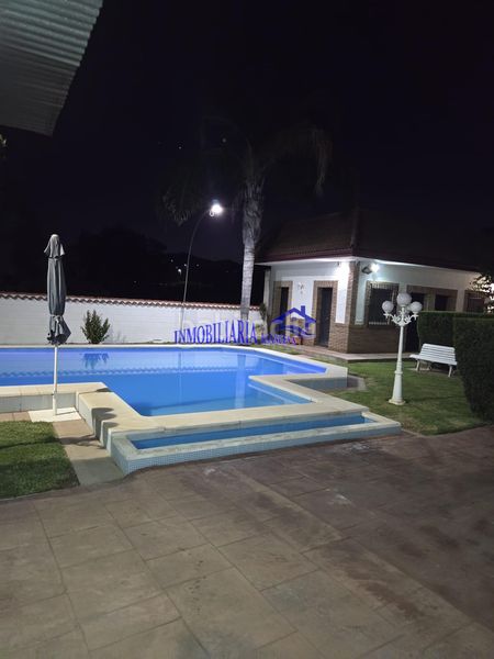 Foto 44bd7c30-f061-4353-942e-ff4d2766f625. Xalet amb piscina a Alcolea Córdoba