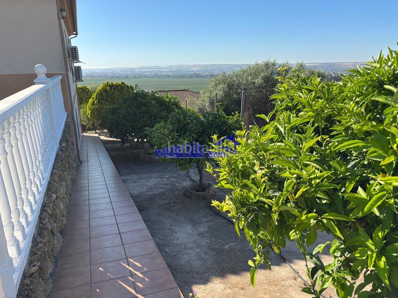Foto 162179c9-e833-42fa-8f57-801c2282e762. Xalet amb calefacció a Almodóvar del Río