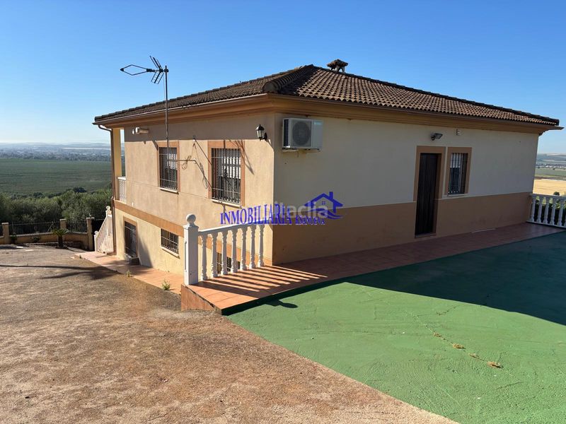 Foto 9f7aa36a-1878-4107-acbe-901a65961fef. Xalet amb calefacció a Almodóvar del Río