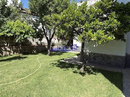 Foto 79f554e1-7569-4161-9d8e-d752618692e6. Xalet amb aparcament piscina a Andújar