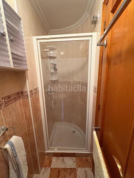 Foto 2d275a42-ccc0-4c7a-a3c6-3f720b5e108c. Casa pareada adosado duplex con gran terraza jardín y piscina en lomas de cabo roig, costa en Orihuela