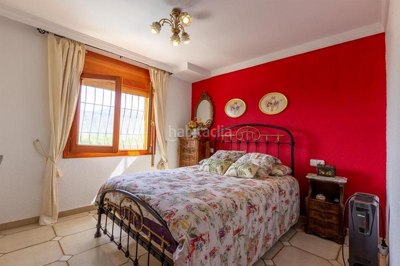 Foto 52661c92-bf59-4df7-9ae0-3d9ab0b3ecba. Chalet dans calle horta de la sega 18-19 dans Finestrat pueblo Finestrat