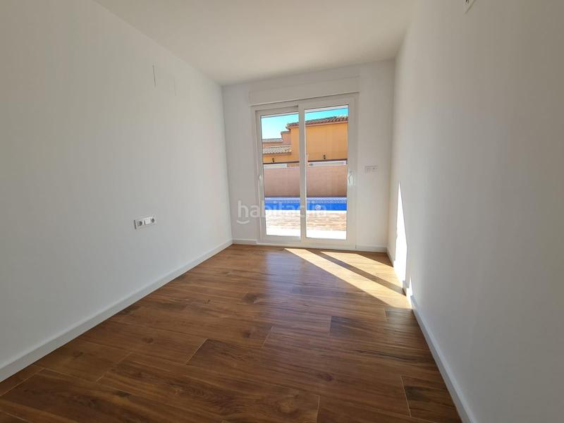 Foto 3049f0ca-4744-42c0-819e-82ecc629a607. Xalet amb aparcament piscina a Busot