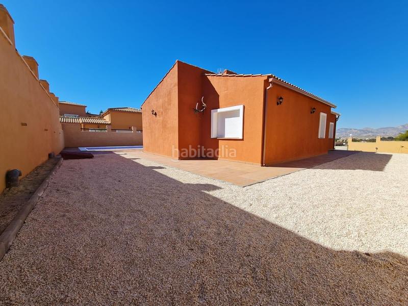 Foto ff569e07-0b47-4da3-bbf9-fabb96711ec0. Xalet amb aparcament piscina a Busot