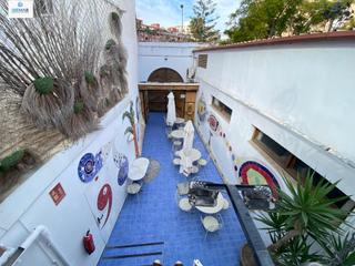 Terrain résidentiel à Glorieta auso y monzo 23. Se vende restaurante en pleno funcionamiento y con gran facturac