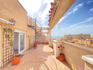 Miete Dachwohnung  Calle los cincuenta. Precioso ático con vistas al mar y plaza de garaje en san gabrie