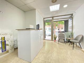 Local Comercial en Calle de garca andreu 13. Local comercial en venta reformado en el barrio de benala  alta