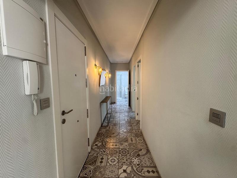 Foto a9d66b0e-c00a-4eb5-a3a4-af671aa96e68. Rent flat in Barrio del Centro Alicante