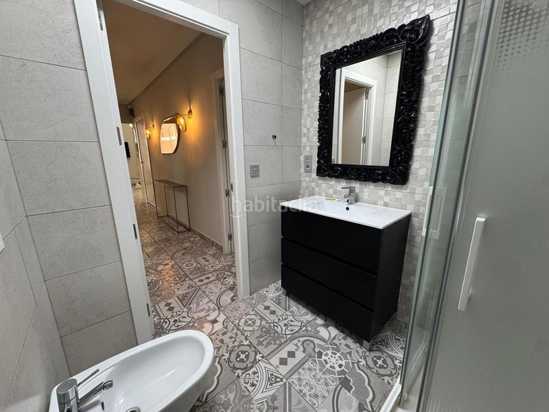 Foto aafa4d0f-f247-465d-8aac-1d8962c46ea8. Rent flat in Barrio del Centro Alicante