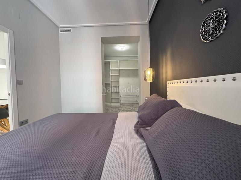 Foto dafc1638-ca0e-4ae3-ba57-1351ffc1df24. Rent flat in Barrio del Centro Alicante