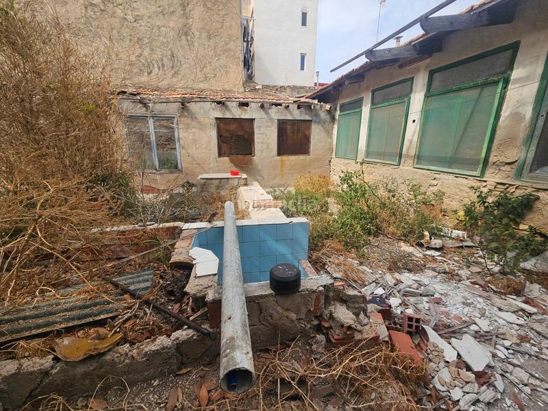 Foto 188df28d-4f17-425a-a1d1-bc1bae1c6d3a. Terreno residencial oportunidad única solar de 360m haciendo esquina en el barrio de San Gabriel en Alicante