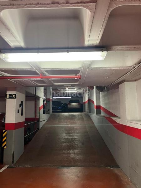 Foto fd1cfb25-766f-47b9-b8b6-6e9b7478d43b. Parking voiture dans calle capitan segarra 39 dans Mercado Alicante