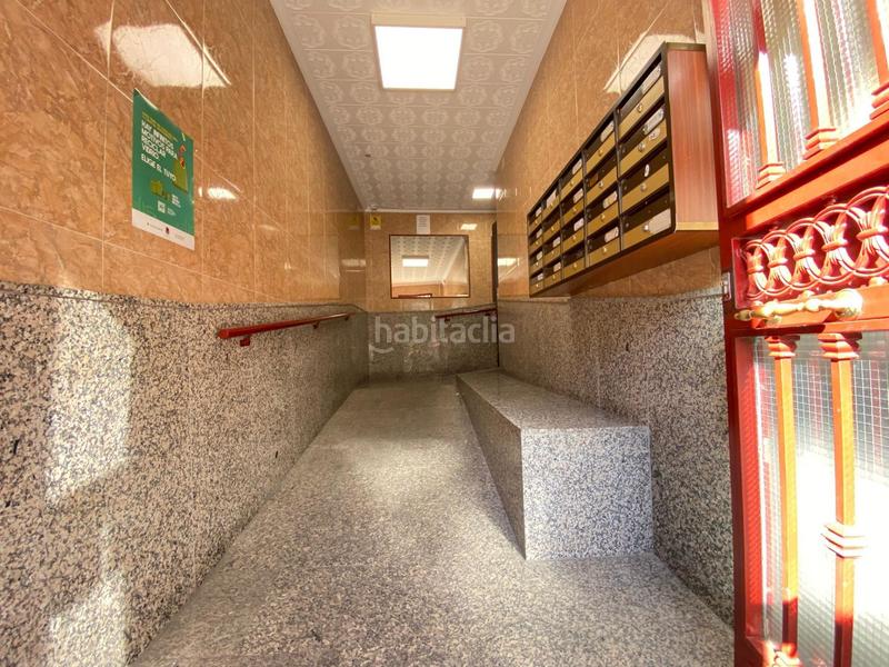 Foto 24eecd88-8522-4012-a4f4-df1dad220f70. Pis a calle de alcolecha 9 a Nou Alacant Alicante