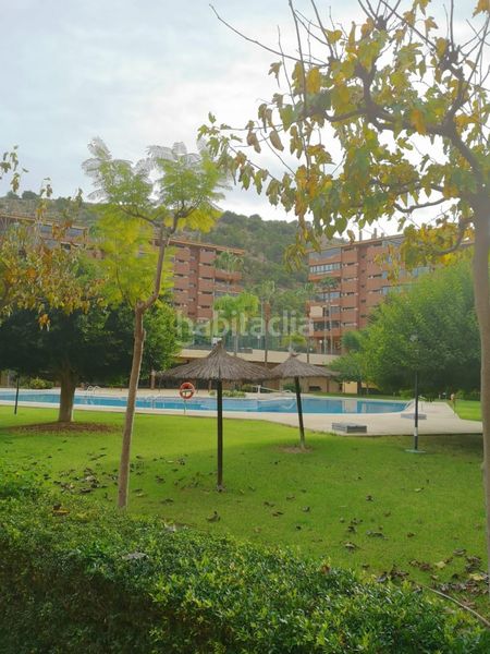 Foto 387f2334-f715-42f7-a5ba-d589c0a523c2. Dúplex amb calefacció aparcament piscina a Vistahermosa Alicante