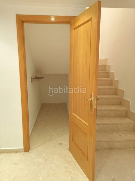 Foto 484e02d9-b330-4f54-b968-727da1406835. Dúplex amb calefacció aparcament piscina a Vistahermosa Alicante