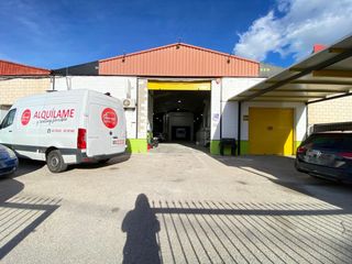 Transfer Industrial building in Pla de la Vallonga. Se traspasa nave industrial en pleno funcionamiento en el pla de