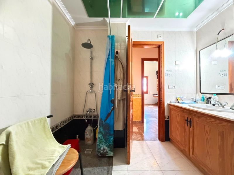 Foto b438a13a-4f34-49c1-aad0-c59b8fc49f00. Xalet a calle calle turquesa 29 a Valle del Sol Mutxamel