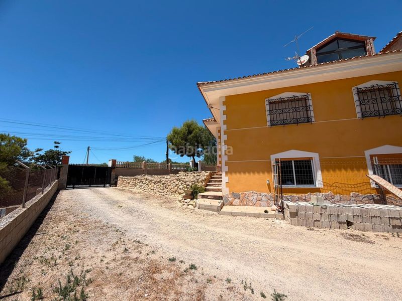 Foto d5909eb2-be61-4c3b-8a6a-caa6c45d0102. Xalet a calle calle turquesa 29 a Valle del Sol Mutxamel