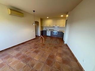 Pis a Piverd-Vila-Seca-Bruguerol. Piso céntrico seminuevo muy acogedor