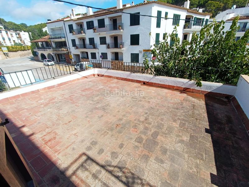 Foto f60cf85b-9c2b-468c-9ed7-d45146c2a23e. Edificio in Tamariu