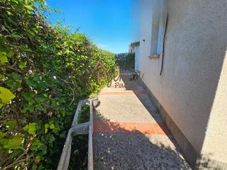 Pis a La Punxa. Piso de planta baja en zona tranquila en palafrugell con plaza d