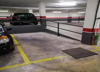 Aparcament cotxe a Centre. Plaza de parking en palafrugell