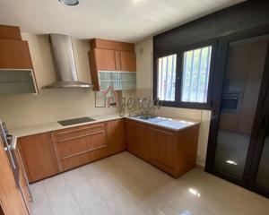 Dúplex a Sant Joan - Vilarromà. Dúplex 104m en palamós con terraza