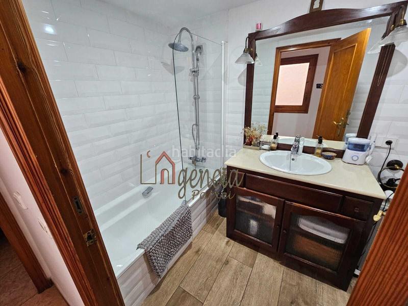 Foto a3a33858-90e4-4b0b-af48-aed9aa2941a8. Casa adossada amb calefacció aparcament a La Punxa Palafrugell