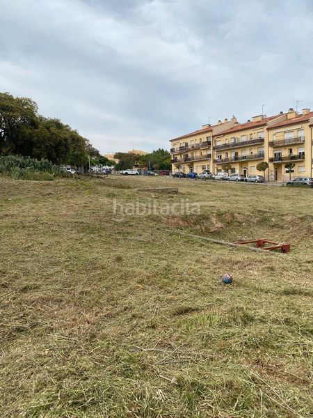 Foto f9ea1401-42d2-418b-b581-9f0c4f7f65ba. Solar industrial en carrer del montsià 2 solar residencial edificable de 5.621m2 en Palafrugell