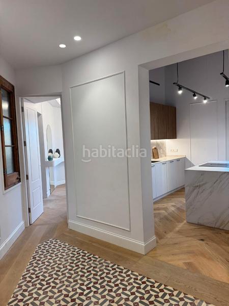 Foto f32fc0f2-3c0c-44e1-974b-30c9bcdb8efc. Appartement avec chauffage dans Sant Antoni Barcelona