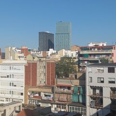 Etagenwohnung  Carrer de bac de roda. Fantástica vivienda de 96m2 con ascensor