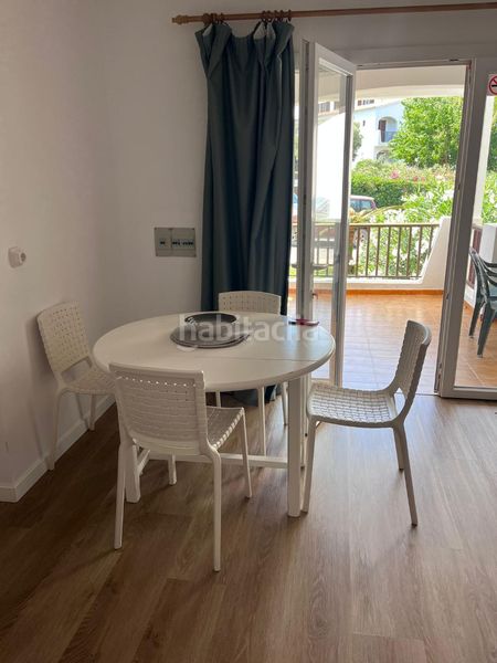 Foto f190344e-f1e4-4294-b23d-1ccc7bcee742. Apartament amb piscina a Cala en Porter Alaior