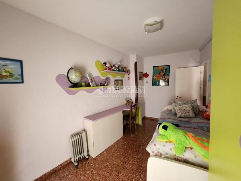 Foto c8e981ee-60d2-4f25-abd4-9a49358f4b8b. Piso  en venta en Ctra. Circunvalación - La Magdalena Jaén