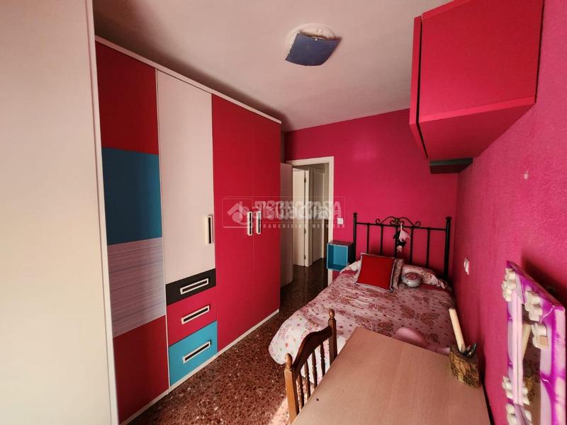 Foto d00e9ddf-eaca-4470-ac8f-836bb621bffb. Piso  en venta en Ctra. Circunvalación - La Magdalena Jaén