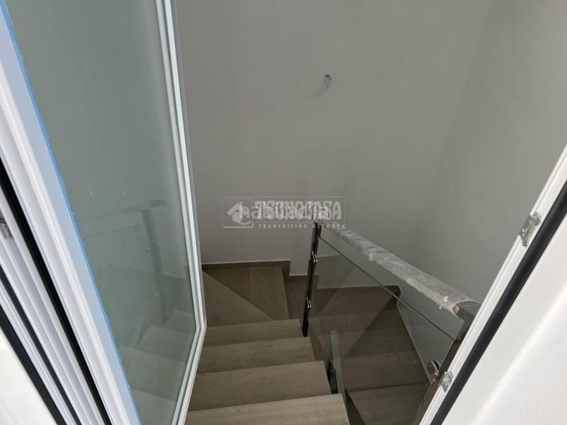 Foto 291b8dd3-6adc-42a4-80ea-45f8d2ed235a. Casa pareada casa en venta en Jamilena