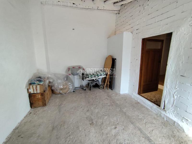 Foto 6e20a5f7-26b3-4210-baf5-36bfb9d58b81. Casa pareada casa en venta en Valdepeñas de Jaén
