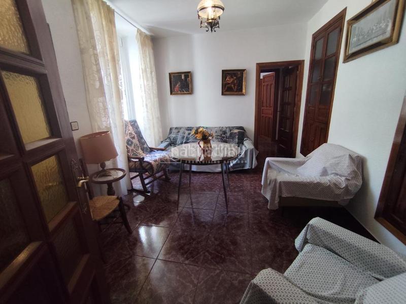 Foto 7d093001-3ae4-4c32-a76d-36a08b2baa68. Casa pareada casa en venta en Valdepeñas de Jaén